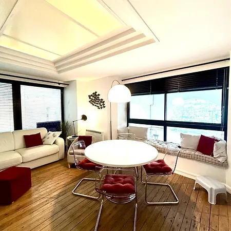 Vue Port 1 Er Etage Ascenseur Centre-ville Апартаменты