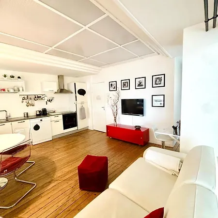 Vue Port 1 Er Etage Ascenseur Centre-ville Апартаменты