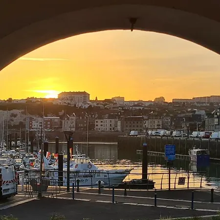 Vue Port 1 Er Etage Ascenseur Centre-ville * Dieppe